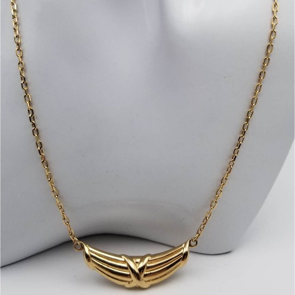 Contemporary angel wings necklace‎
